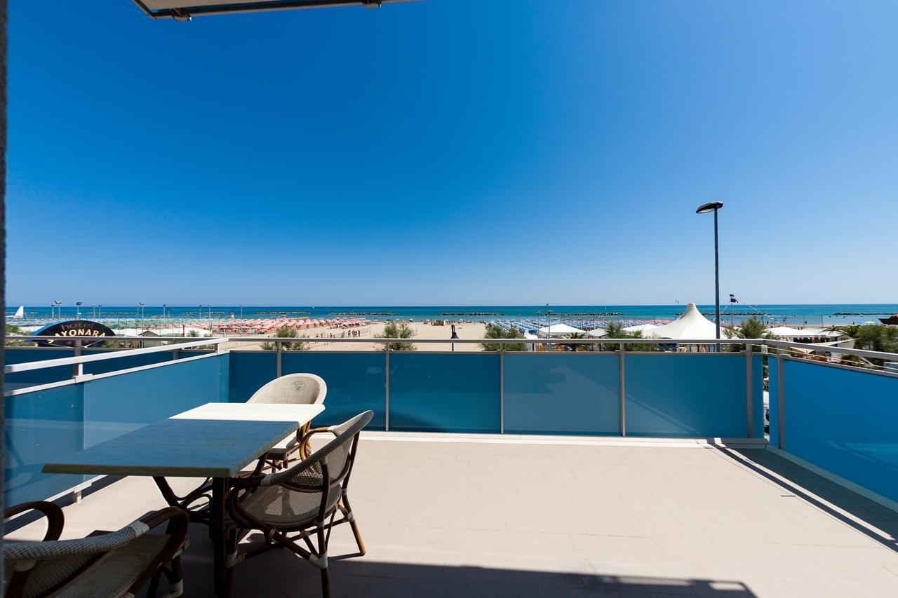 Hotel Sayonara Senigallia Exterior photo